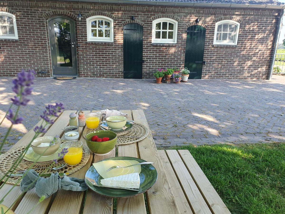 B&B De Nieuwenhof 'De Tuinkamer' Melderslo Экстерьер фото